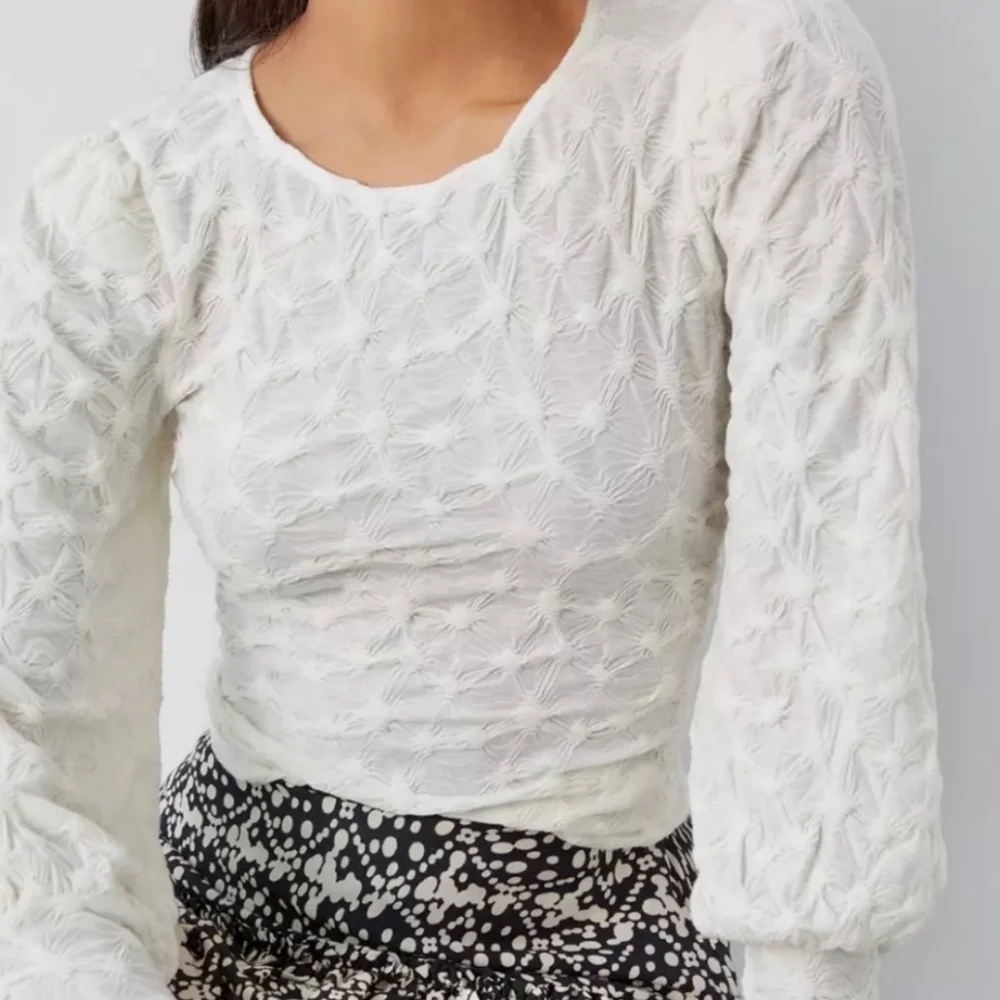 Anthropologie BTFL LIFE Off White Textured Puff Sleeve Blouse Size Small